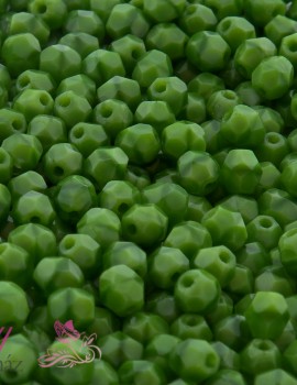 Cseh csiszolt 4mm-Opaque Green-40 db